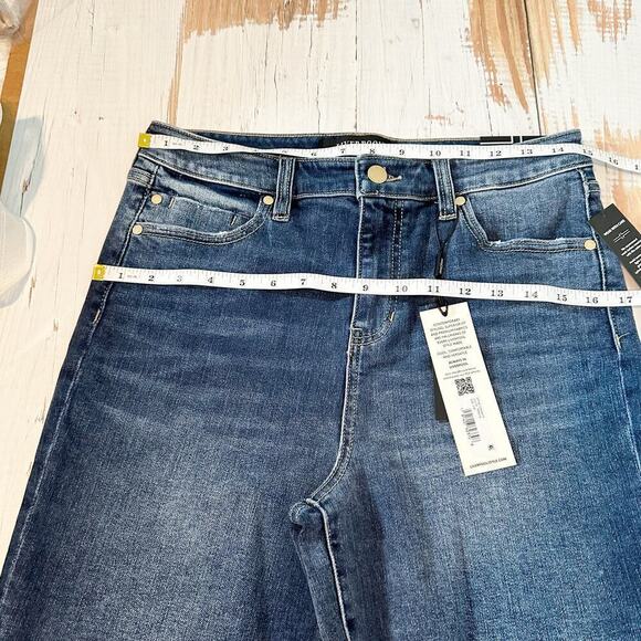 Liverpool Los Angeles Kristy High Rise Short Size US 6 Waist 28 Inseam 7” - Picture 8 of 12